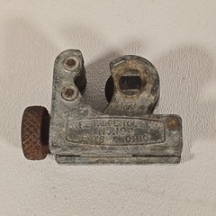 Vintage Rigid No. 104 Tube Cutter Ridge Tool Co