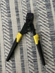 Apollo 3/8 in., 1/2 in. and 3/4 in. PEX Quick-Cinch Clamp Too