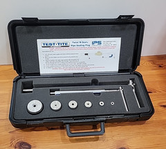 IPS Corp. Test-Tite Twist &lsquo;N Seal Pipe Sealing Plug Kit