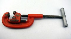 RIDGID Model No. 2A &ndash; Heavy Duty Steel Pipe Cutter &ndash; 1/8&Prime; &ndash; 2&Prime; &ndash; Ridge Tool Co