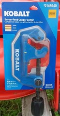 Kobalt 5/8&Prime; up to 2-1/8&rdquo; OD Screw-feed Copper, Quick Release Cutter.