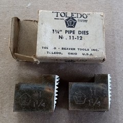 Toledo 1-1/4&rdquo; Pipe Dies No. 11-12 With Box