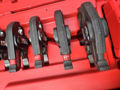 Milwaukee 2922-22 M18 Press Tool Kit with 1/2-2&Prime; CTS Jaws, Battery & Case