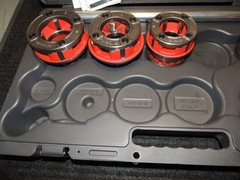 RIGID 12R T2 Exposed Ratchet Pipe Threader Set w/ Case 2&Prime; 1 1/2&Prime; 1 1/4&Prime; 3/4&Prime;