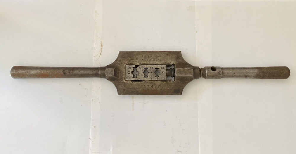 Antique Butterfield & Co No 41C Pipe Bolt Threader Die 12,14,16