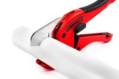 Plastic Pipe Shears &ndash; 0-42mm Cutting Range &ndash; Rocut TC 42