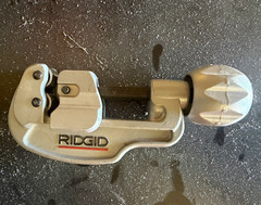 RIDGID Model 35S Pipe Cutter, 1/8 in to 1 1/8 in Capacity brand new out of box