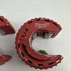 Milwaukee Close Quarters Tubing Cutter Set 3/4&Prime;, 1&Prime; Lot Of 2