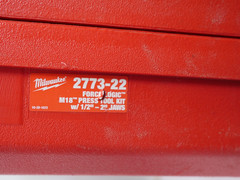 MILWAUKEE 2773-22 M18 FORCE LOGIC PRESS TOOL KIT 1/2&Prime; to 2-1/2&Prime; USED COPPER JAWS