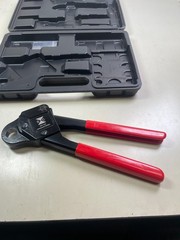 Sioux Chief 305-7120 1/2&Prime; Compact PEX Ring Crimp Tool with Carrying Case
