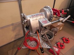 RIDGID 300 -T2 PIPE THREADER 115 V, 38 RPM,341,360, 311, 2 die heads refurbished