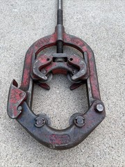 Reed H-4 Hinged 4-Wheel Pipe Cutter 2&Prime;&ndash;4&Prime; Steel Stainless Cast Iron Pipe Used
