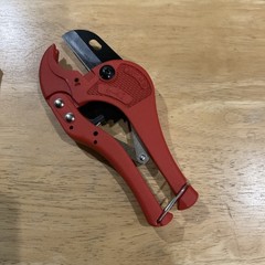 B &K Ratcheting Pipe cutter, plastic pipe 1/2&Prime;to 1&Prime; great condition