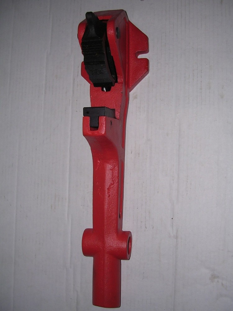 NEW FOOT VISE no PIPE WRENCH 1-1/4&Prime;-2&Prime; RIDGID 65R Pipe Threader 811 815 11R 12R