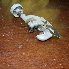 General Tools No.120 Screw Metal Pipe Tubing Conduit Cutter 1/8&Prime; to 1-1/8 OD