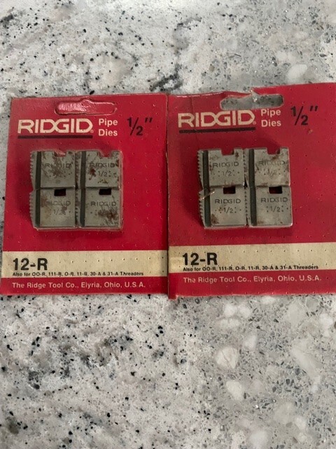 lot of 2 3787 RIDGID&nbsp; 3/4&Prime; NPT -14 TPI- RH, 12- R OO-R HS PIPE DIES