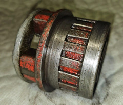 Toledo No. 12 1&Prime; Drop Head Pipe Threading Die Head