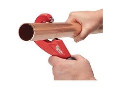 Milwaukee 48-22-4252 Constant Swing Tubing Cutter 1-1/2&Prime; 7&Prime; L Red Red
