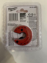 Milwaukee 48-22-4260 1/2 in. Close Quarters Tubing Cutter &ndash; NEW &ndash; NWT