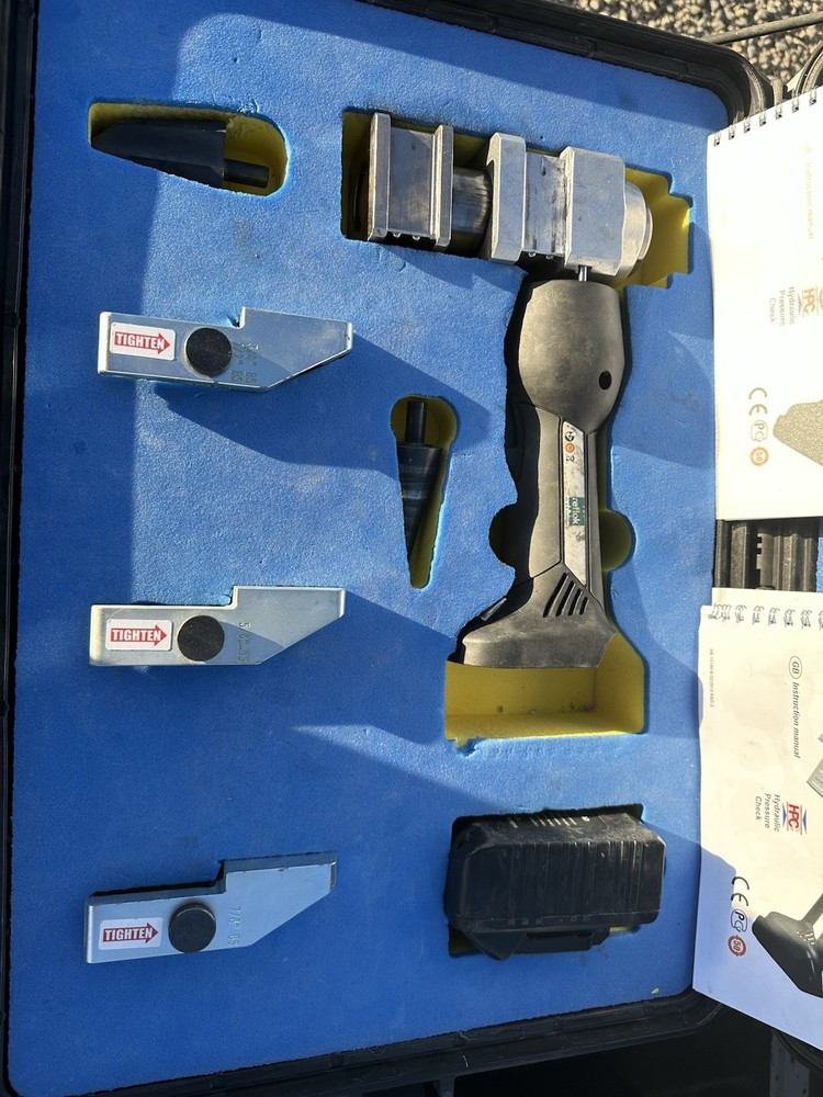 Reflok MAPAX4L Battery Operated Axial Press Tool &ndash; Jaws & Cases