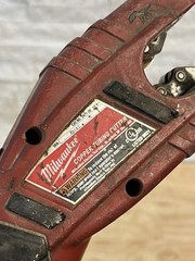 Milwaukee 2471-20 M12 Cordless Copper Tubing Cutter &ndash; FOR PARTS OR REPAIR