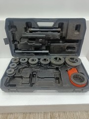EGA MASTER PIPE THREADING DIE SET&ndash;1/4&Prime; TO 2&Prime; BSPT WITH RATCHET HANDLE HEAVY DUTY