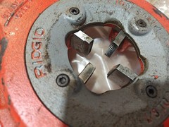 Ridgid 97065 811A Universal Quick Opening Right Hand Oiling Die head 1/8 -2&Prime;