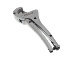 RIDGID PC-1375ML 1/8&Prime; to 1-3/8&Prime; PVC and PEX Cutter w/ Multi-Layer Adapter NISB