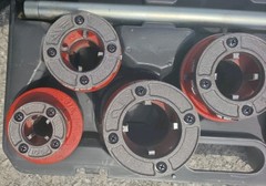 RIDGID 36475 12-R 1/2&Prime;-2&Prime; NPT Exposed Ratchet Pipe Threader Set Used
