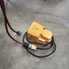 RIDGID Model 270 Moblie Pipe Threading Machine ..with NEW Foot Pedad. Threader