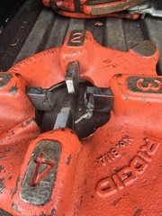 RIDGID 811A Universal Threader Quick Opening W/Dies 1/8-2&rdquo; Pipe 300 Threader 535