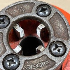 RIDGID 12R Die 1/2&Prime; Threads Model 12-R, 1/2&Prime; NPT Die Head 37480