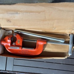 RIDGID 4-S Heavy Duty Pipe Cutter 2&rdquo;- 4&rdquo; Steel Pipe USA