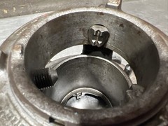 Used Surplus RIDGID 65-R ADJUSTABLE THREADER DIE HEAD 1-2&Prime;. Item ID 2
