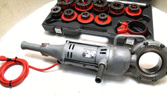 RIDGID 700 Pipe Threader w/ 12-R Die Set & Heavy Duty Ridgid Case (100% TESTED)
