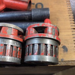 Vintage Toledo #11 Pipe Ratcheting Threader And Die Set USA NPT Rigid
