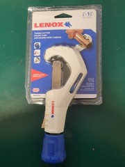 Lenox Tubing Cutter Model # 21012TC134 Plumbing Tool for Pipe 1/8&Prime; &ndash; 1 3/4&Prime;