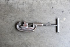 Ridgid 1/8 in. to 2 in. Model 2-A Adjustable Heavy-Duty Pipe Cutte