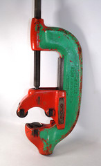 RIDGID 4-S Heavy Duty Pipe Cutter 2&Prime; &ndash; 4&Prime; 32840