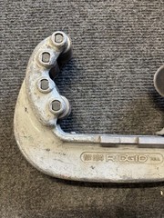 Lot of 2 Ridgid Pipe Cutters No.134 No.1 1/8 to 1-1/4 1-1/8 to 4-1/2