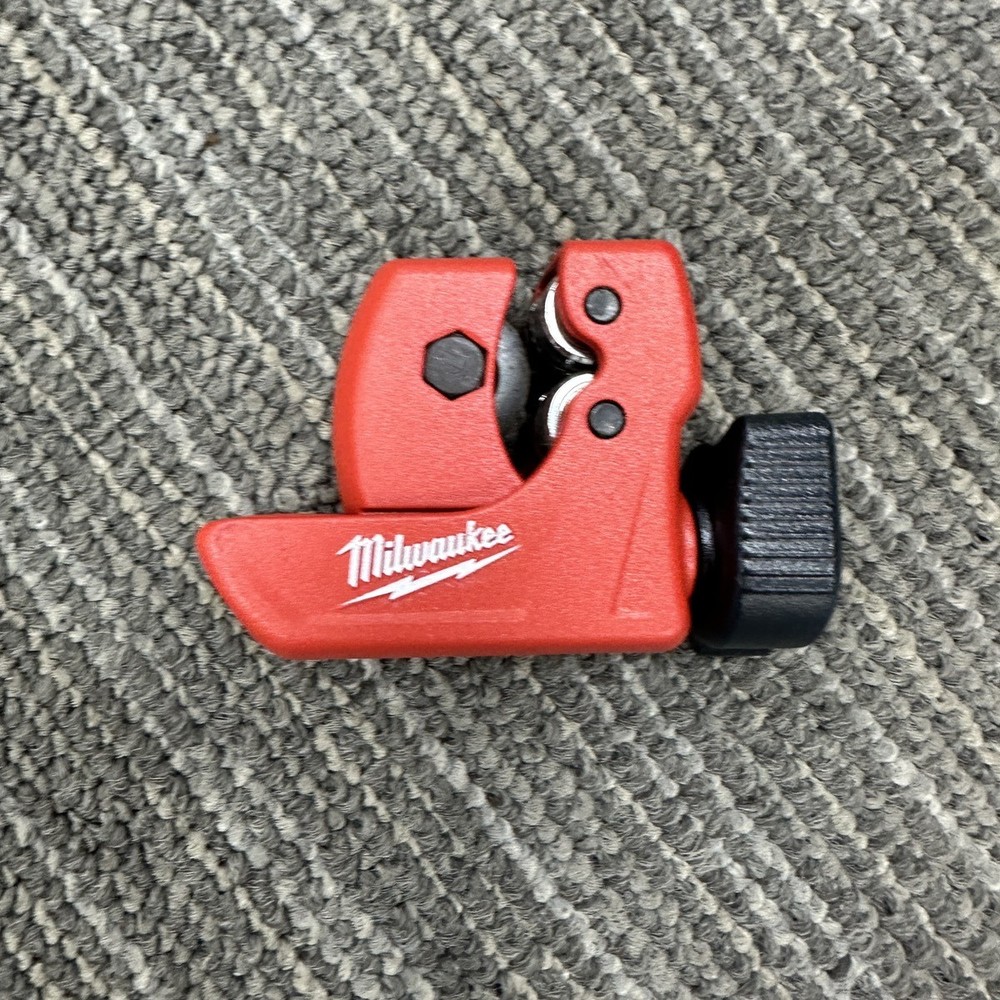 Milwaukee 48-22-4251P 1 inch Mini Copper Tubing Cutter (CP1020501)