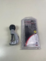 Ridgid 150 1/8 in. to 1-1/8 in. Constant Swing Tubing Cutter #31622