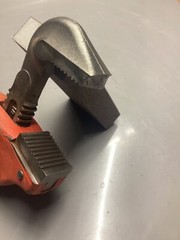Ridgid Tools 18&rdquo; Heavy Duty 90&deg; Offset Pipe Wrench NOTE Hook Jaw Has Chipped End