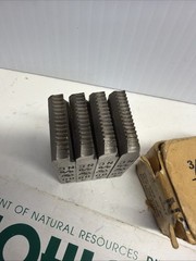 TOLEDO 3/8&Prime; NC PIPE No.999 OR 2&Prime; HS OPENING DIE HEAD DIES