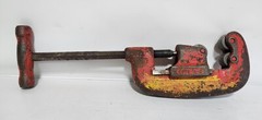 REED MFG CO 75069 2-1 Pipe Cutter Cuts 1/2-2&Prime; pipe. Made In USA