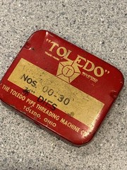 Vintage Set of 4 Toledo Pipe Threading 3/8&Prime; Dies # 00-30 in Metal Tin Box Nice!
