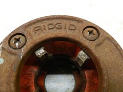 Ridgid 37410 12R 1-1/2&Prime; NPT Ratcheting Pipe Threading Die Head Complete