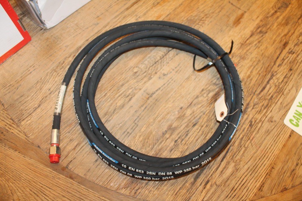 NEW RAUH BASICLINE HYDRAULIC HOSE en853 2sn dn08 wp350 bar 5000mm Length M18x1.5