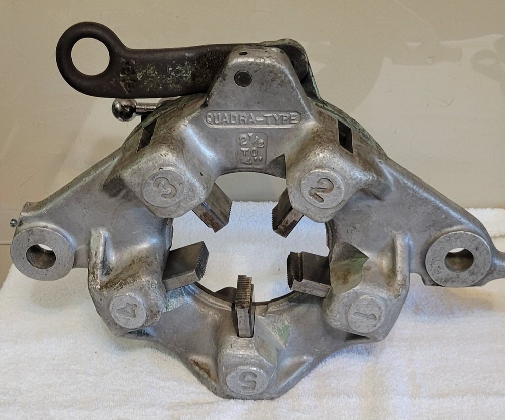 TOLEDO BEAVER QUADRA-TYPE 2-1/2&Prime; TO 4&Prime; DIE HEAD WITH DIES (NOS)