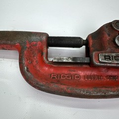 Lot of 3 Ridgid Heavy Duty Pipe Cutter 1/8in to 2in Models 1ea No2A 2ea No 202